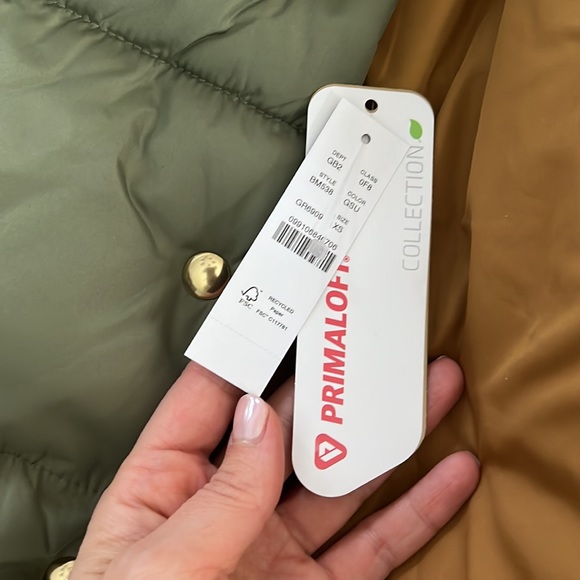 J crew New chateau puffer coat
Item BM538 - Picture 2 of 4